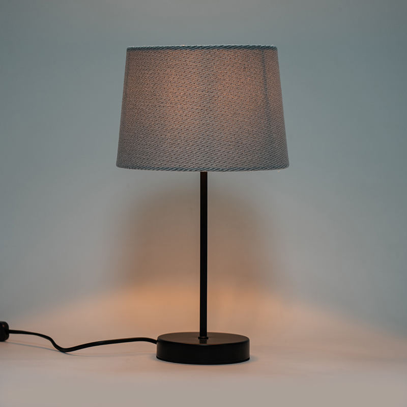 Retro hardware stof bordlampe