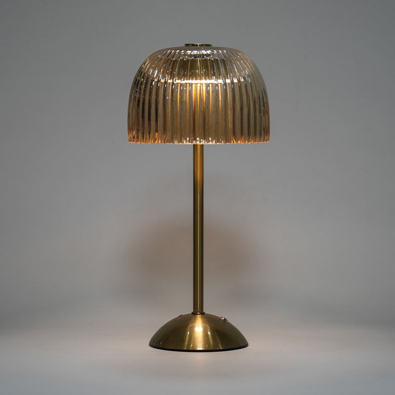 Led amerikansk retro opladningstabellampe