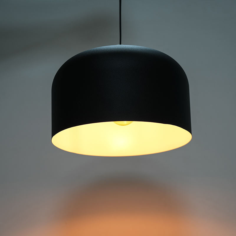 Vintage black metal kuppel lysekrone