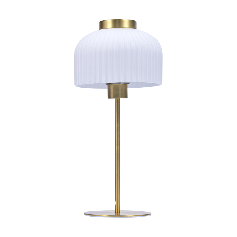 Enkel metalbordlampe